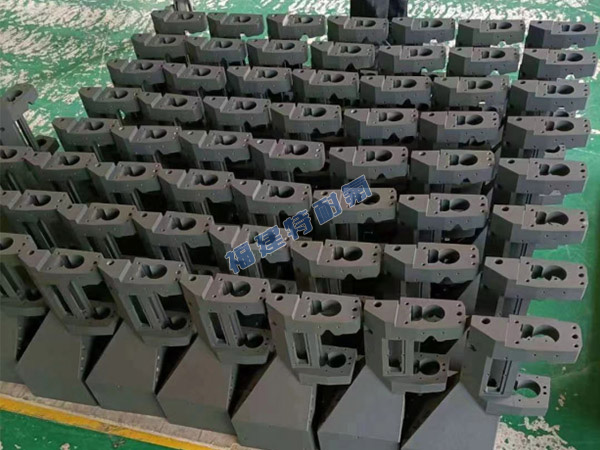 胶锅治具