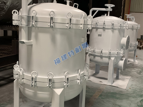 四氟防腐喷涂的喷漆距离与什么有关？